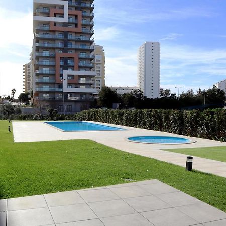 Sunshine By Algest Apartment Portimao Bagian luar foto